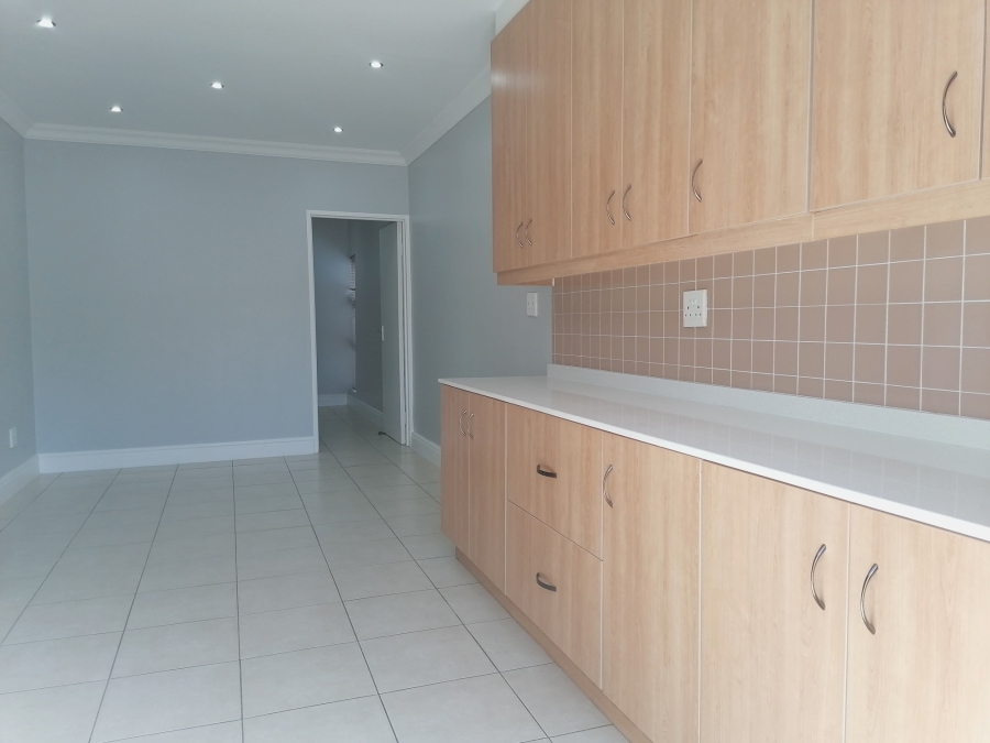 To Let 3 Bedroom Property for Rent in Crawford Western Cape